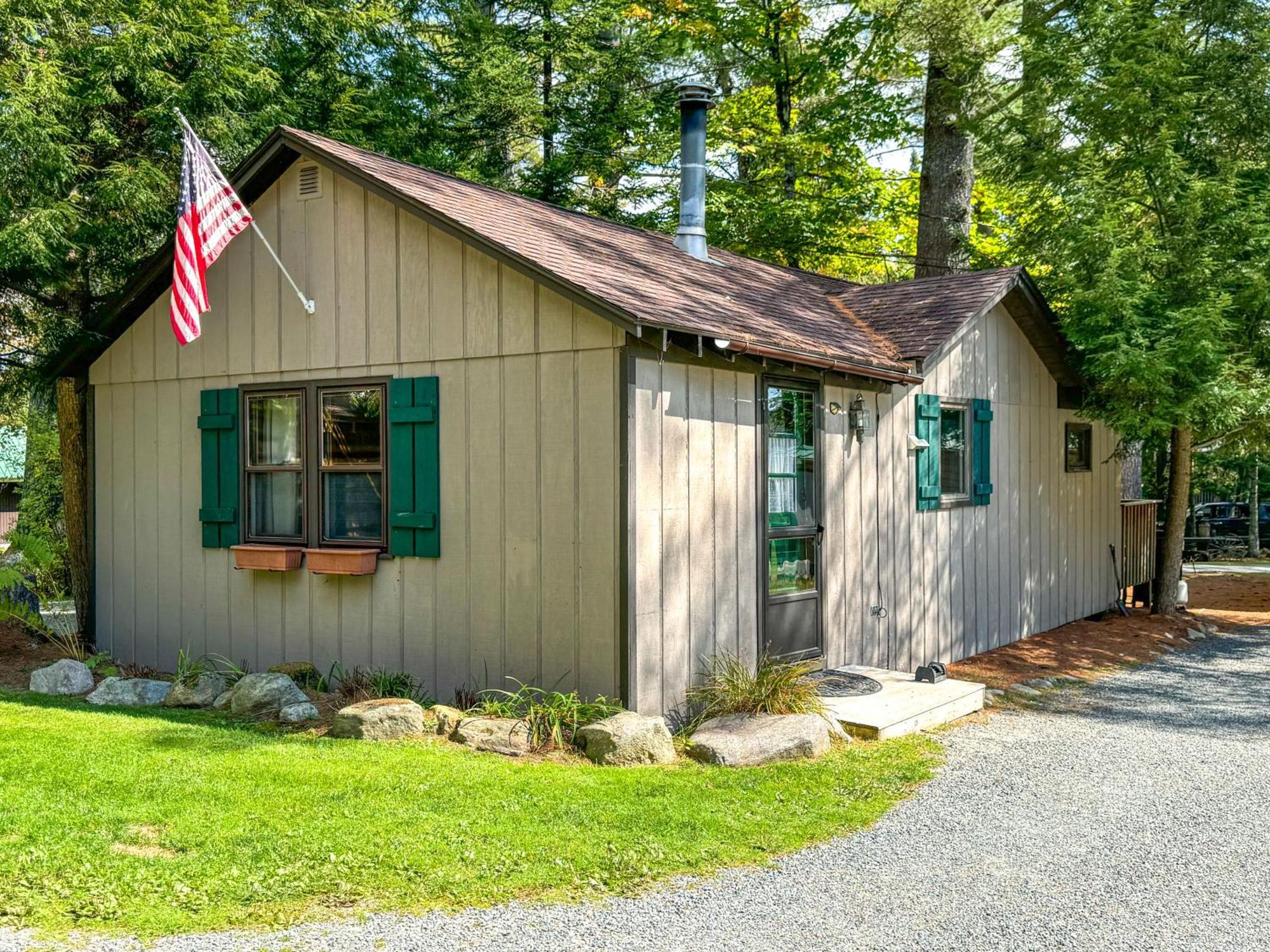Lake Pleasant Cabin On 3 Acres With Kayaks And Beach! Exterior foto